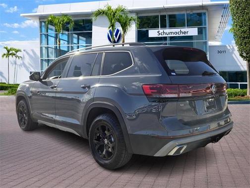 2025 Volkswagen Atlas 2.0T Peak Edition