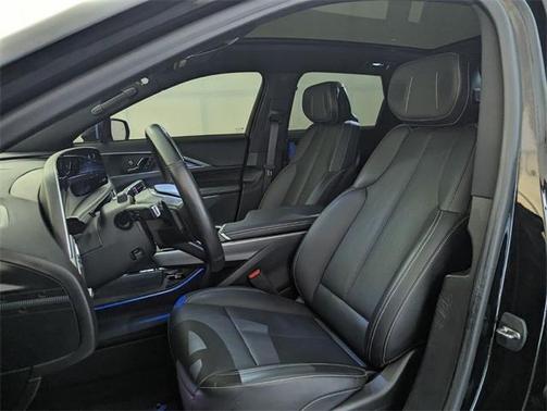 2023 Cadillac LYRIQ Luxury