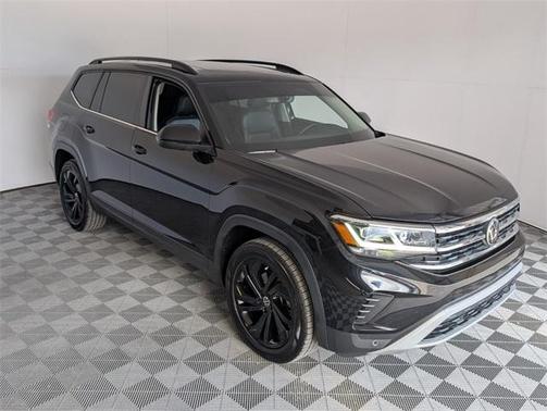 2022 Volkswagen Atlas 2.0T SE w/Technology