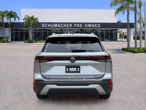 Pyrite Silver Metallic 2025 Volkswagen Tiguan 2.0T S