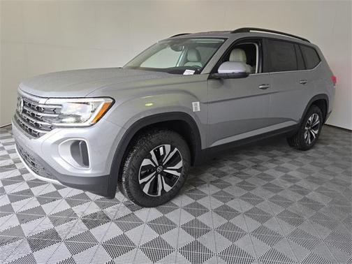 2025 Volkswagen Atlas 2.0T SE