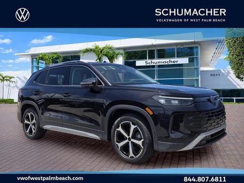 Deep Black 2026 Volkswagen Tiguan 2.0T SE