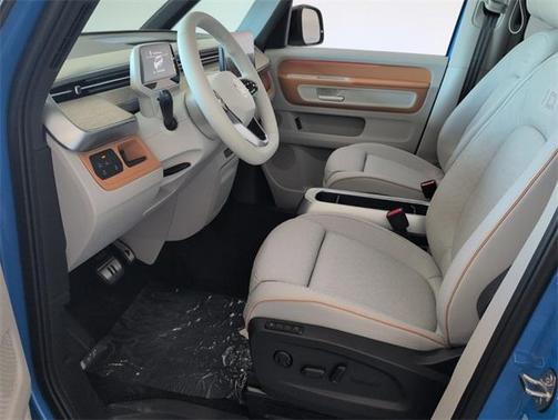 2025 Volkswagen ID. Buzz Pro S Plus