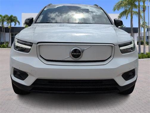 2022 Volvo XC40 Recharge Pure Electric P8 Twin Plus