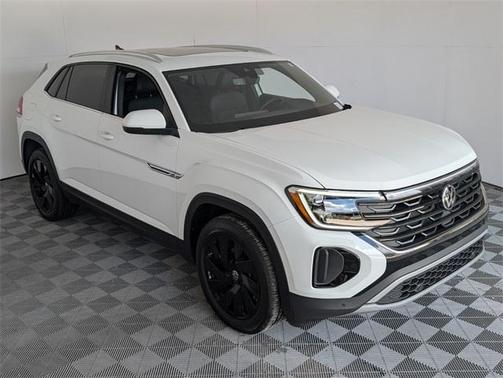 2025 Volkswagen Atlas Cross Sport 2.0T SE w/Technology