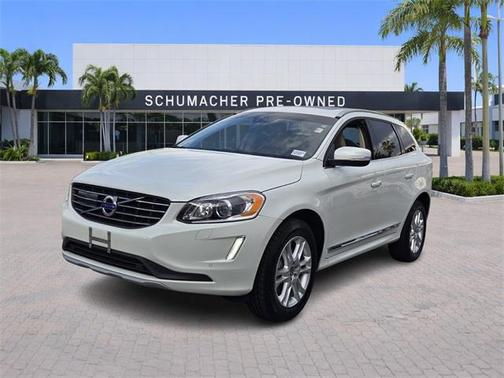 2016 Volvo XC60 T5 Drive-E Platinum