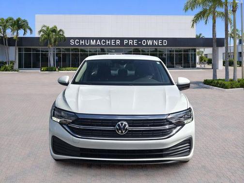 Pure White 2023 Volkswagen Jetta 1.5T S