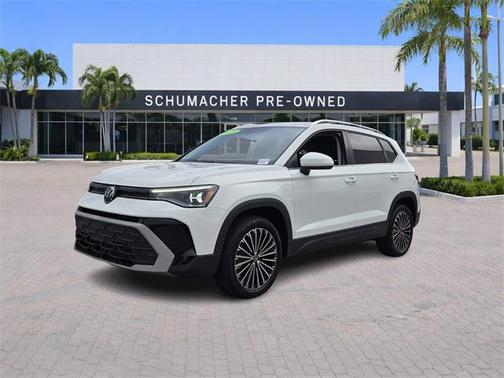 2025 Volkswagen Taos 1.5T SE