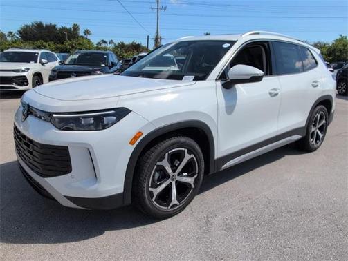 2025 Volkswagen Tiguan 2.0T SE