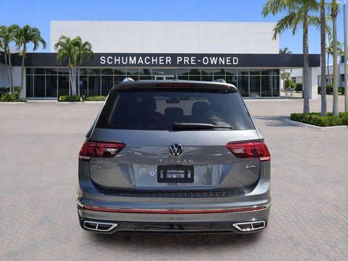 Platinum Gray Metallic 2024 Volkswagen Tiguan 2.0T SEL R-Line