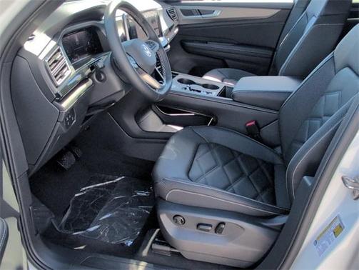 2026 Volkswagen Atlas Cross Sport 2.0T SE