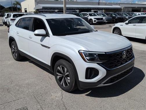 2026 Volkswagen Atlas Cross Sport 2.0T SE