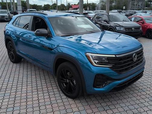 2025 Volkswagen Atlas Cross Sport 2.0T SEL R-Line Black