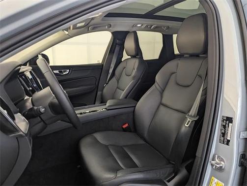 2024 Volvo XC60 B5 Core
