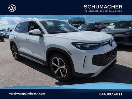 2025 Volkswagen Tiguan 2.0T SE