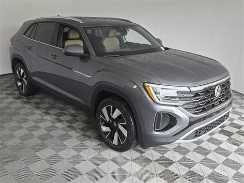 2025 Volkswagen Atlas Cross Sport 2.0T SE w/Technology