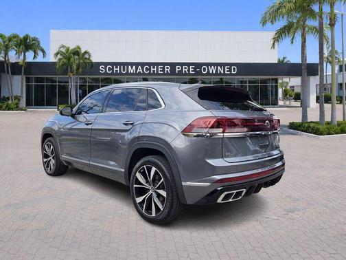 Platinum Gray Metallic 2024 Volkswagen Atlas Cross Sport 2.0T SEL Premium R-Line