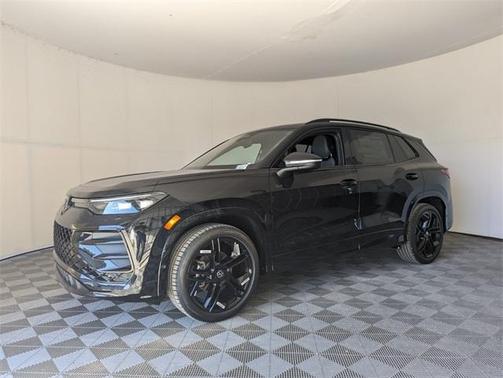 2025 Volkswagen Tiguan 2.0T SE R-Line Black