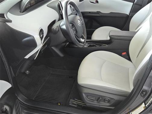 2021 Toyota Prius Prime LE