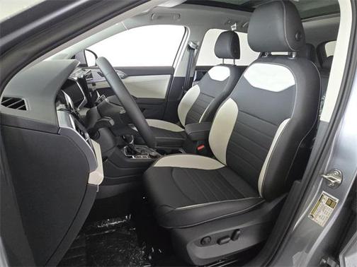 2025 Volkswagen Taos 1.5T SEL