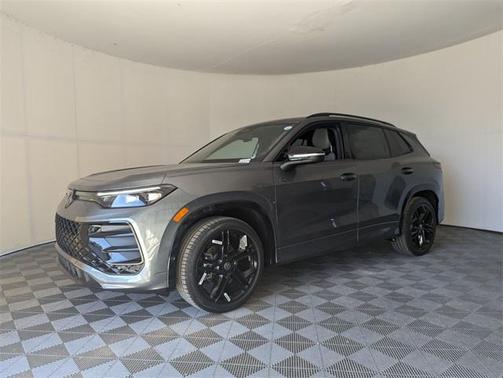 2025 Volkswagen Tiguan 2.0T SE R-Line Black