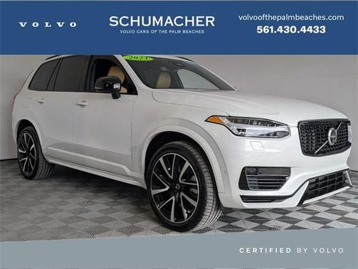 2023 Volvo XC90 Recharge Plug-In Hybrid T8 Ultimate Dark Theme 7-Seater