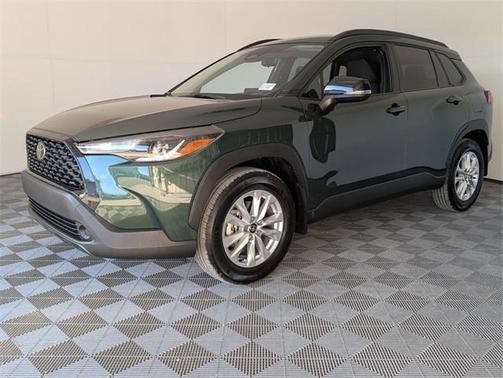 2025 Toyota Corolla Cross LE