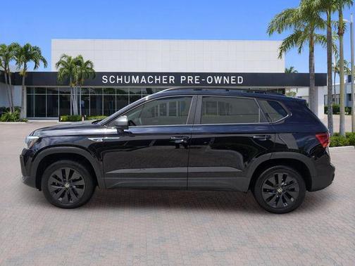 Deep Black Pearl Effect 2023 Volkswagen Taos 1.5T S