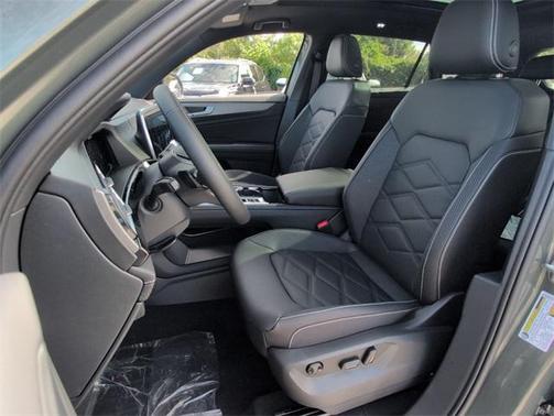 2026 Volkswagen Atlas Cross Sport 2.0T SE