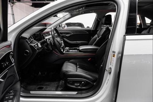 2022 Audi A8 L 55 TFSI quattro Tiptronic