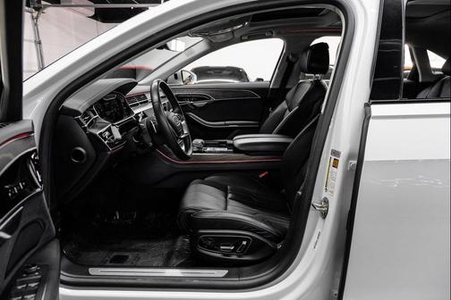 2022 Audi A8 L 55 TFSI quattro Tiptronic