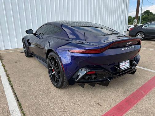 Royal Indigo 2023 Aston Martin Vantage Coupe