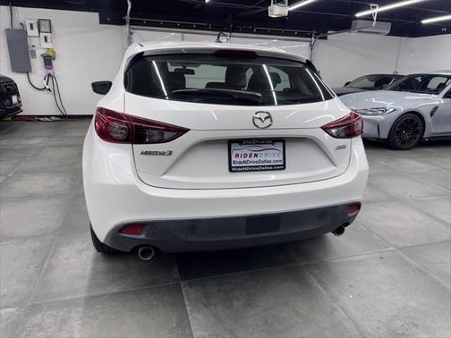 2015 Mazda Mazda3 i Touring