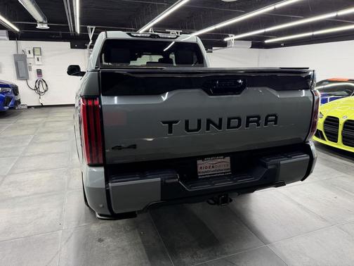 2024 Toyota Tundra Platinum