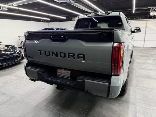 2024 Toyota Tundra Platinum