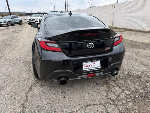 2023 Toyota GR86 Premium