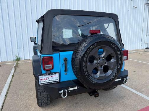 Chief Clearcoat 2017 Jeep Wrangler Unlimited Freedom 4x4