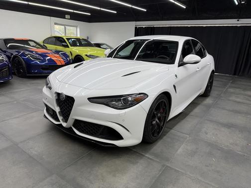 2017 Alfa Romeo Giulia Quadrifoglio