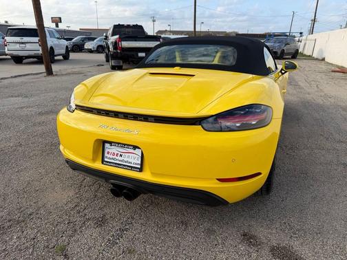 2021 Porsche 718 Boxster S