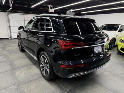 2021 Audi Q5 45 Premium