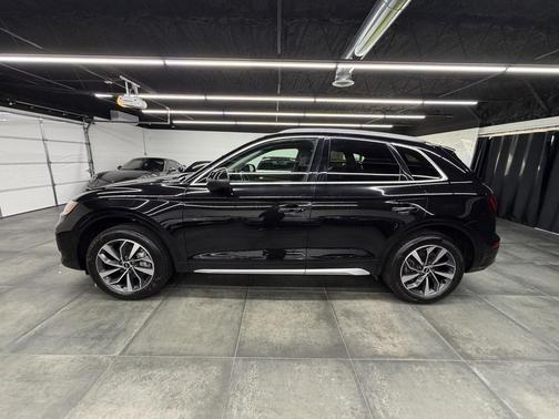 2021 Audi Q5 45 Premium