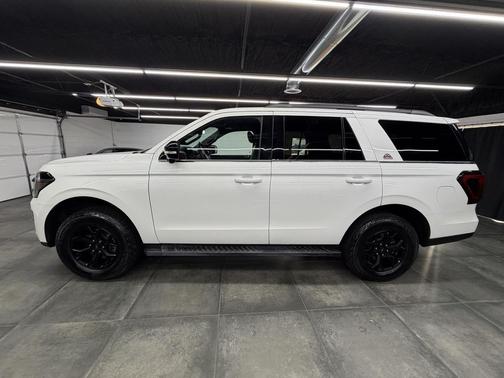 2023 Ford Expedition Timberline