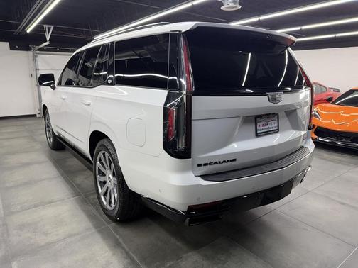 2023 Cadillac Escalade Sport Platinum