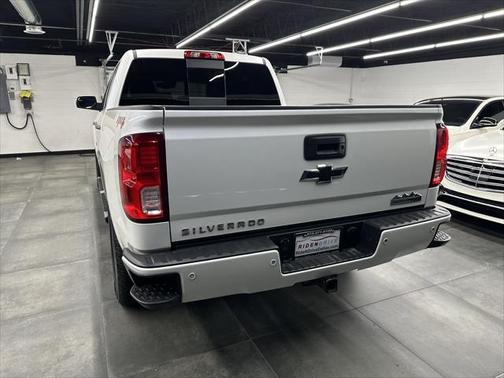 2017 Chevrolet Silverado 1500 High Country