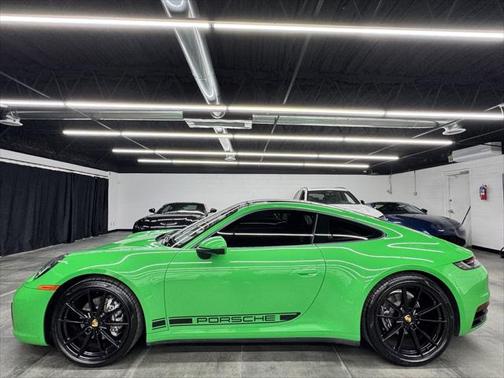 2021 Porsche 911 Carrera
