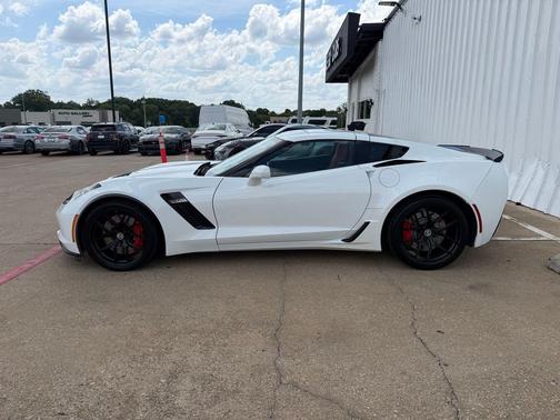Arctic White 2016 Chevrolet Corvette Z06