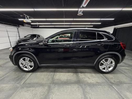 2015 Mercedes-Benz GLA-Class 4MATIC