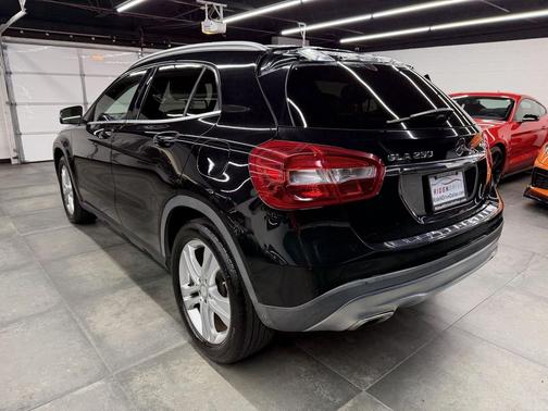 2015 Mercedes-Benz GLA-Class 4MATIC