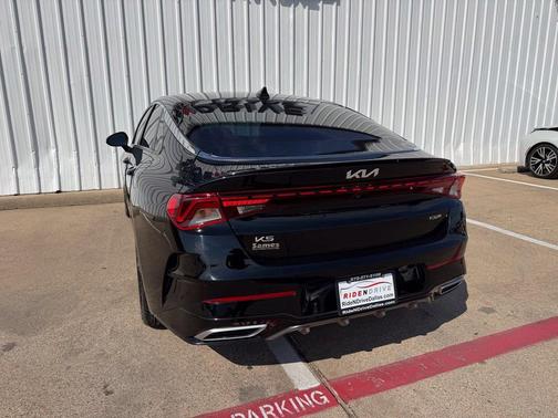 Ebony Black 2024 Kia K5 GT-Line