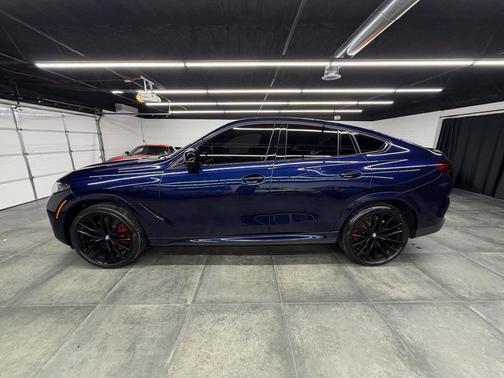 2024 BMW X6 M60i